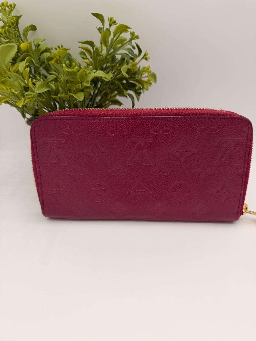 Louis Vuitton Empreinte Long Zip Organizer Wallet - Picture 2 of 9